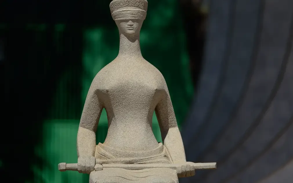 Por unanimidade, STF enquadra caixa 2 como improbidade administrativa