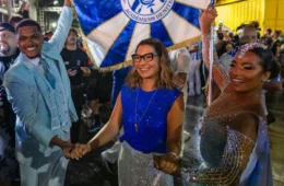Jurídico do governo não vê impedimento, e Janja desfilará em escola que homenageia Lula