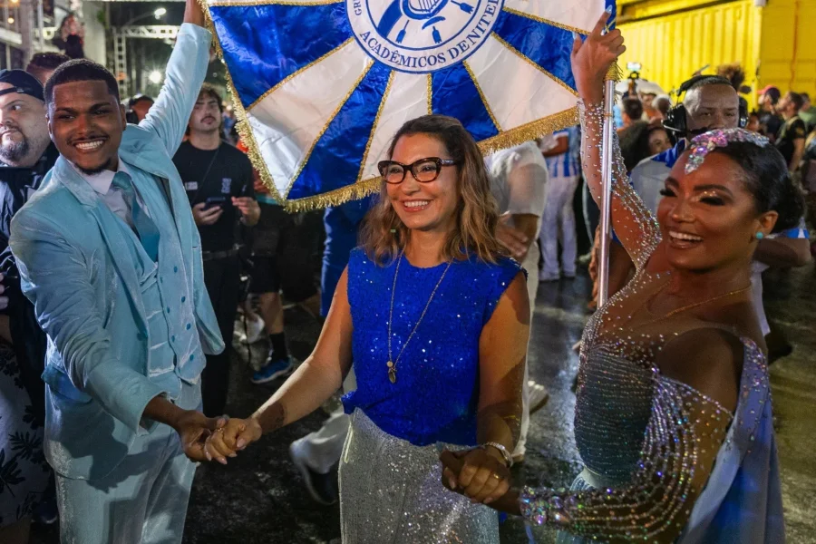 Lula barra participação de ministros no desfile de Carnaval em sua homenagem