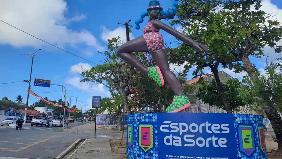 Bet, a feia: Esportes da Sorte pede que artista de Olinda pare com uso de marca em sátira