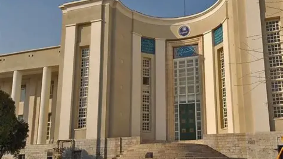 A resistência das universidades no Irã contra os governos