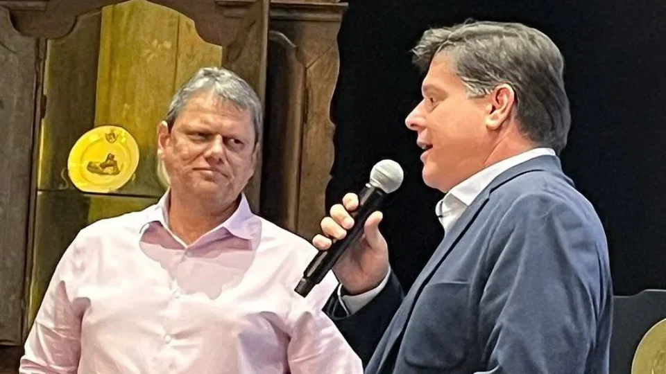 Reunião entre Baleia Rossi e Tarcísio trata Tebet praticamente fora do MDB