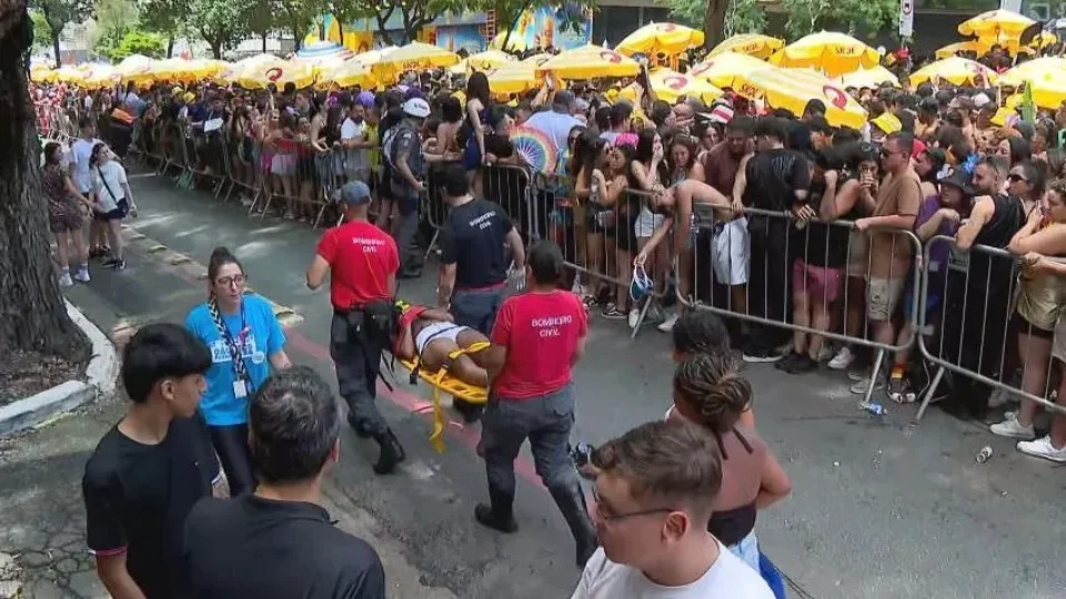 Multidão confinada na Consolação teve risco de tragédia, dizem especialistas