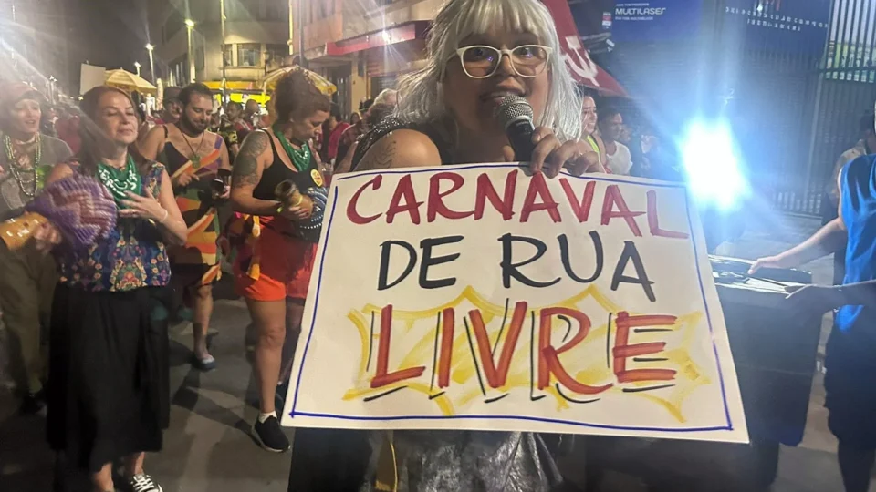 Arrastão dos Blocos denuncia ataques do governo Nunes contra o carnaval de rua em SP