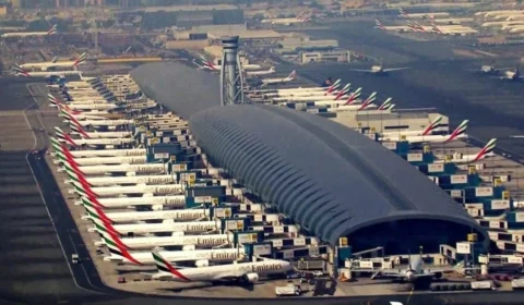 Aeroporto de Dubai é atingido e quatro ficam feridos