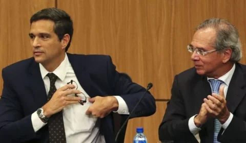 Paulo Guedes e Campos Neto recusam convite de Flávio para eventual ministério da Economia