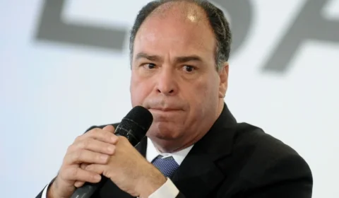 PF mira ex-senador Fernando Bezerra Coelho e filho em operação sobre desvio de emendas