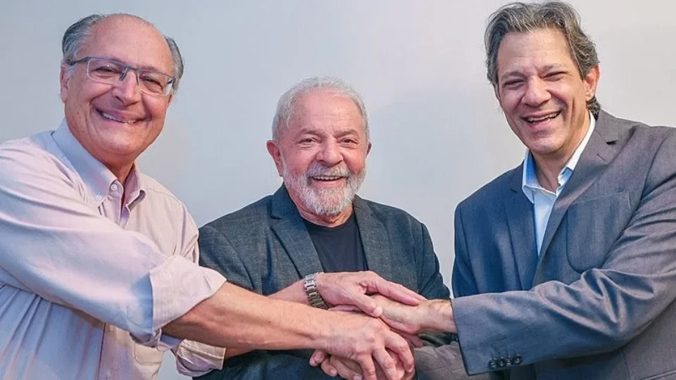 Fôlego de Flávio pressiona Haddad a concorrer em SP, e petista deve ter ajuda de Alckmin