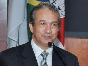 desembargador Magid Nauef Láuar