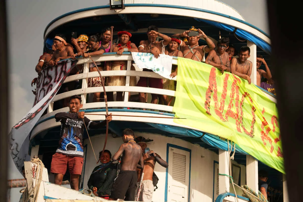 Protesto vai completar um mês e cresceu com a adesão dos Kayapó e Panará, que somaram aos Munduruku e 14 povos do Baixo Tapajós (Foto: Coletivo Apoena Audiovisual)