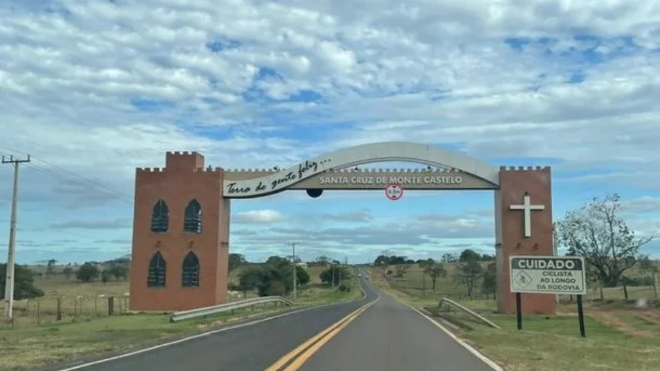 STF derruba lei que criou Programa Escola Sem Partido em município do Paraná