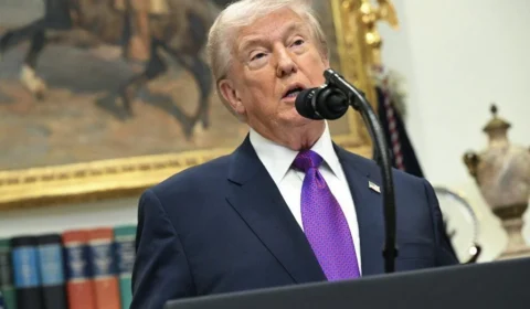 Donald Trump chama aliados da Otan de ‘covardes’ por postura na guerra contra o Irã