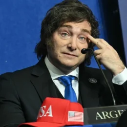 Economia argentina encolhe em fevereiro e amplia incertezas sobre ritmo de recuperação