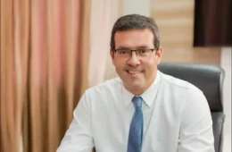 Flávio Dino afasta prefeito de Macapá e decisão cita empresa ligada à primeira-dama