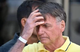 Após deixar UTI, Bolsonaro segue tratamento sem previsão de alta
