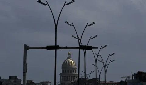 Cuba completa 3 meses sem receber combustível por bloqueio dos EUA
