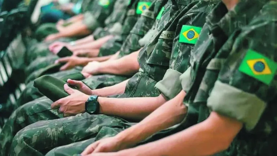 Esquema milionário de fraudes no Exército termina em prisão de militares e civis