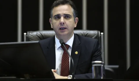 Nome de Aécio em chapa de Pacheco causa incômodo no PT de Minas