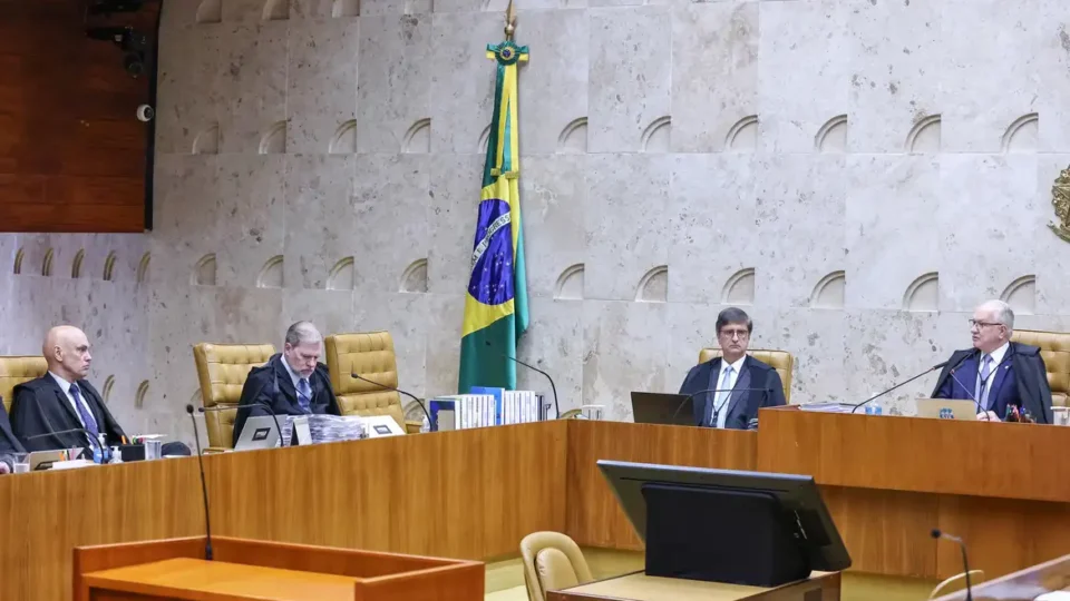 STF retoma julgamento sobre pagamento de penduricalhos