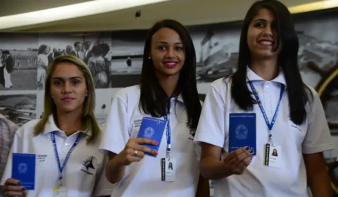 Brasil criou mais de 112 mil vagas formais de trabalho em janeiro