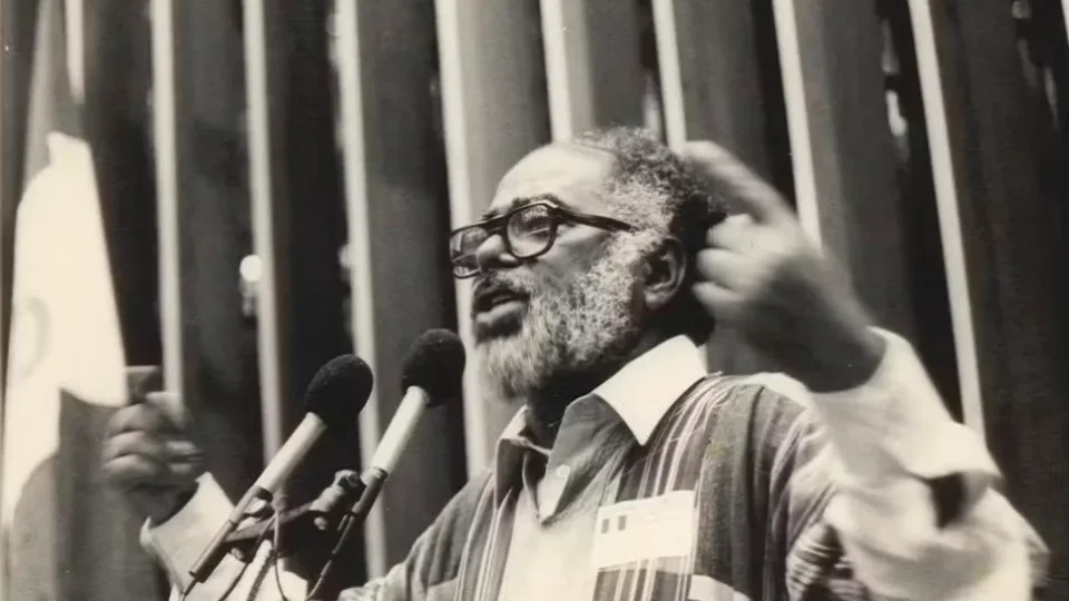 Abdias: 112 anos do nascimento do ex-senador; hoje Senado tem apenas 24 negros