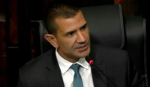 TJRJ anula sessão relâmpago que elegeu Douglas Ruas para presidente da Alerj