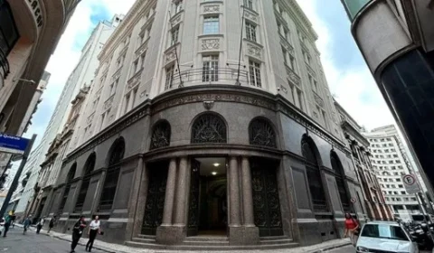 Certidão do julgamento de Castro no TSE gera dúvidas se eleição será direta ou indireta