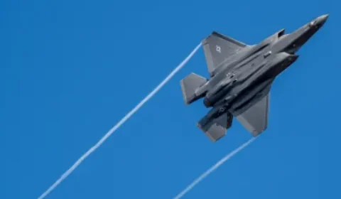 Espanha fecha espaço aéreo a aviões dos EUA ligados à guerra contra o Irã