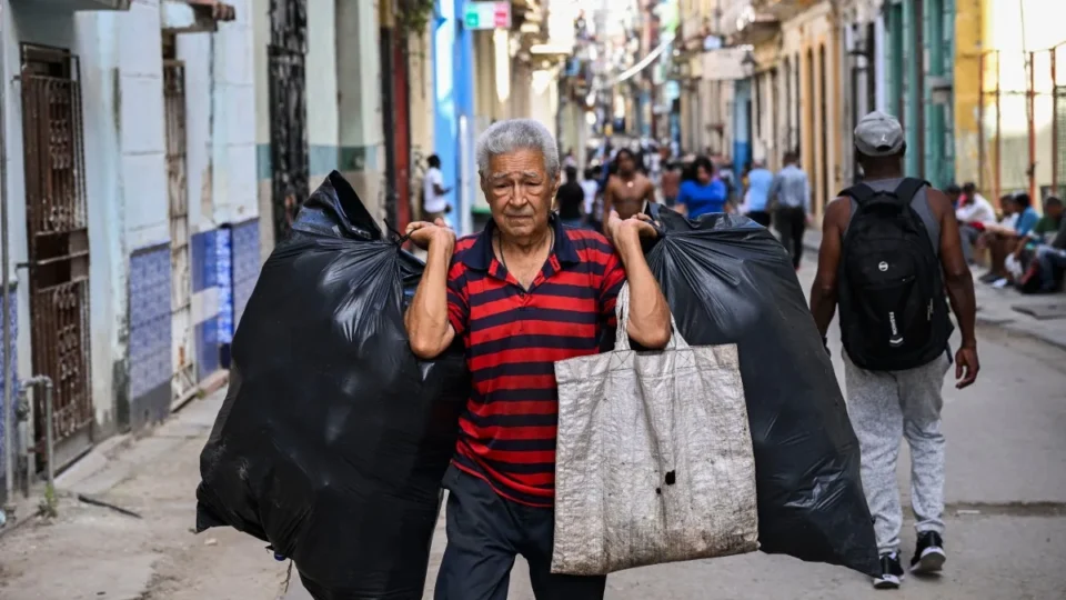 MST participa de missão de solidariedade a Cuba e à Venezuela com líderes internacionais