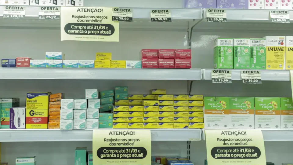 Supermercados já podem vender medicamentos; entenda novas regras