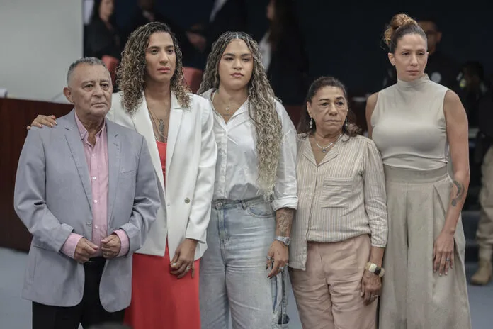 STF condenou envolvidos na morte de Marielle Franco e Anderson Gomes. Na foto, a família de Marielle. Ao centro, a filha Luyara Franco | Crédito: Valter Campanato/Agência Brasil