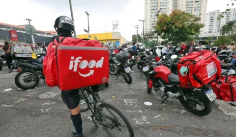 Justiça do Trabalho proibiu iFood de interferir na paralisação de entregadores em SP