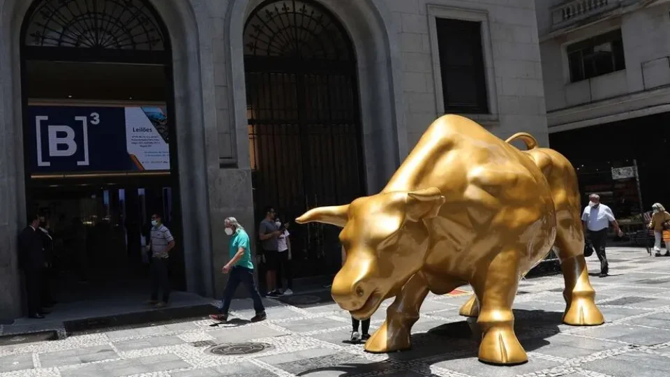Como o sistema bancário concentra renda e influência política