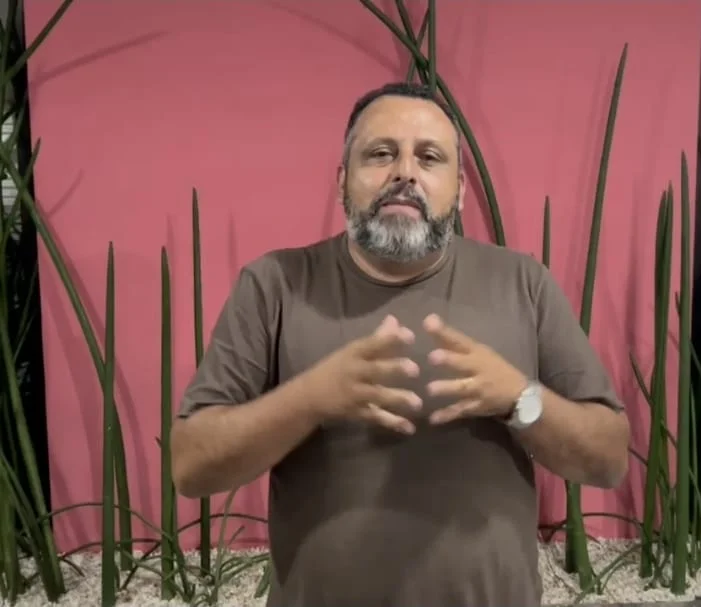 Wallace Landim, o Chorão