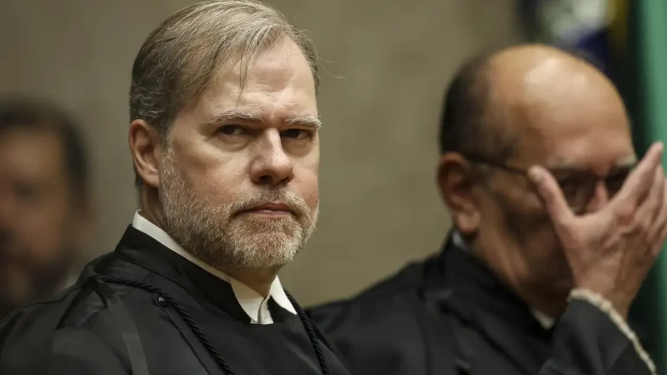 Toffoli alega motivo de foro íntimo para evitar análise de CPI do Master e prisão de Vorcaro