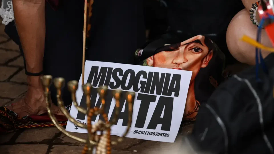 A misoginia é ferramenta do bolsonarismo para conquistar o poder