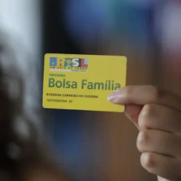 Governo antecipa calendário do Bolsa Família antes do segundo turno; veja novas datas