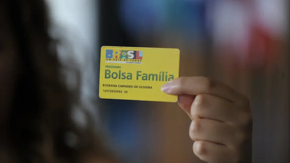 Fome recua mais em lares com Bolsa Família chefiados por mulher, mostra pesquisa