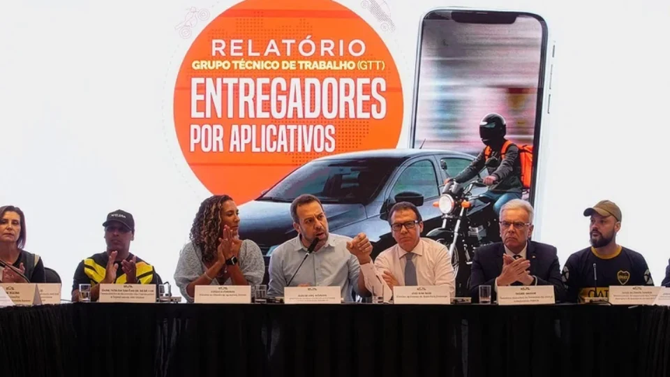 Governo impõe regras para que aplicativos exibam repasses a entregadores