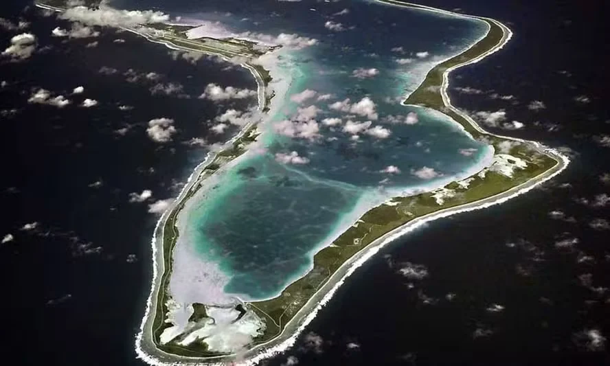 Irã lança mísseis contra base americana Diego Garcia, no Oceano Índico, no arquipélago de Chagos — Foto: Divulgação/US Navy