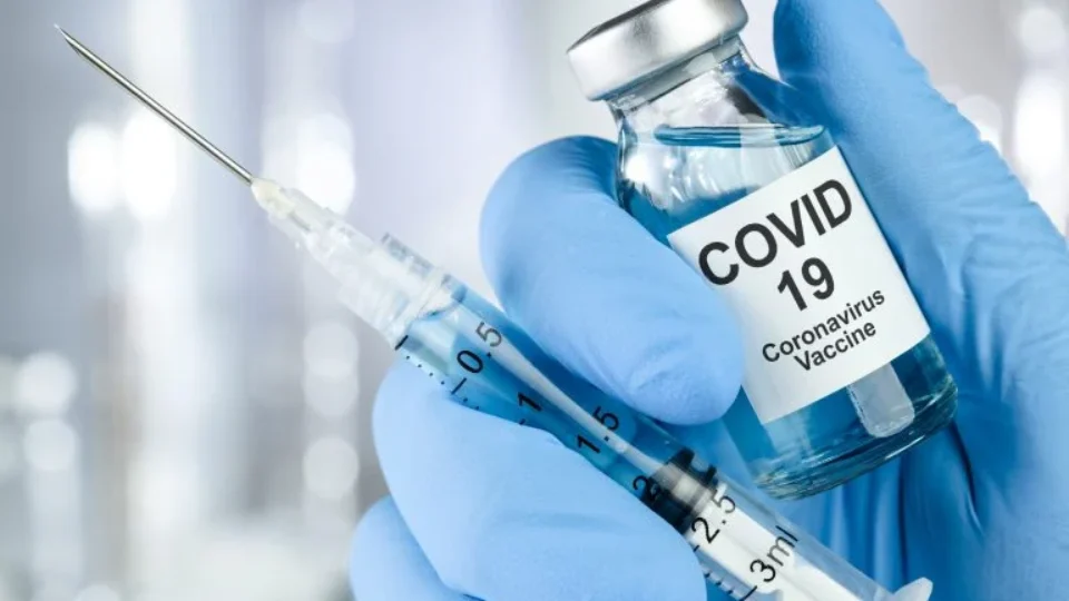 Anvisa estabelece nova composição de vacina contra covid-19 para acompanhar mutações do vírus