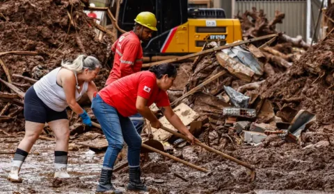 Buscas em Juiz de Fora são encerradas; MG já registra 72 mortes