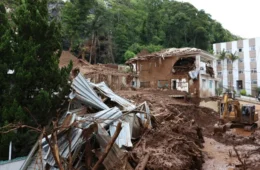 Moradias em áreas de risco de deslizamento triplicaram em 40 anos: ‘É desesperador’