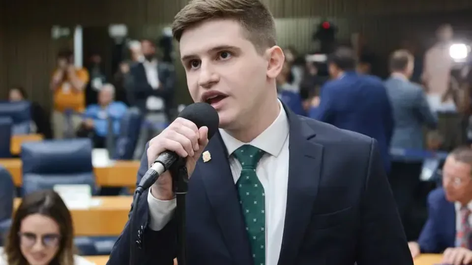 Influenciadores de direita tiveram votação recorde para deputado em 9 estados