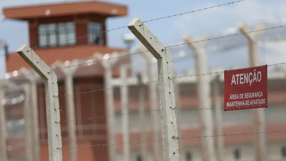 Mendonça autoriza transferência de Vorcaro para presídio federal