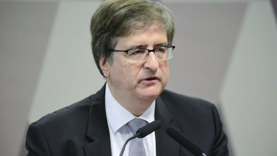 PGR se posiciona contra Fux e defende regras da Alerj para eleição indireta no RJ