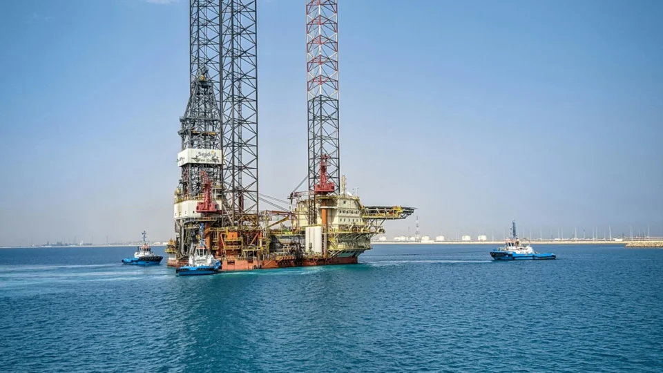 Preço do petróleo recua com possível cessar-fogo
