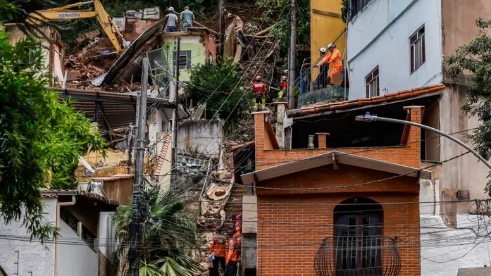 Último desaparecido é encontrado em Juiz de Fora; 72 foram mortos pelas chuvas em MG