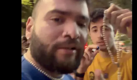 Humorista Tiago Santineli é levado à delegacia após ataque de bolsonaristas a show em BH