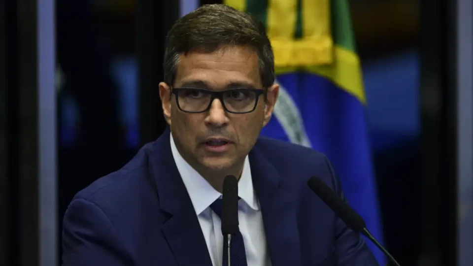 Caso Master coloca Roberto Campos Neto no centro de um escândalo
